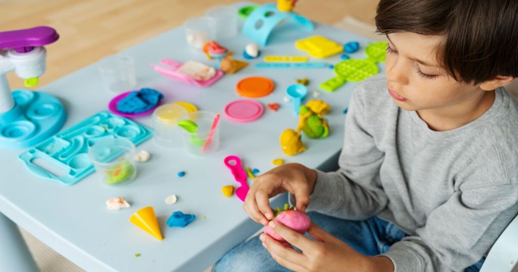 Membangun Rutinitas Harian untuk Anak dengan Autisme